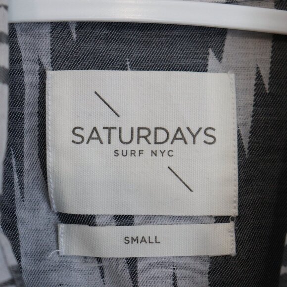 Saturdays Surf NYC Button Up Safari Print Shirt Gray Men's Small - Picture 6 of 6